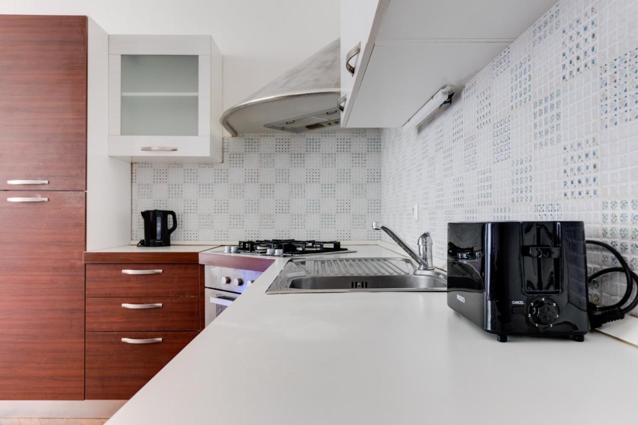 Luxury Riverside Apartments In The Center Of 프라하 외부 사진