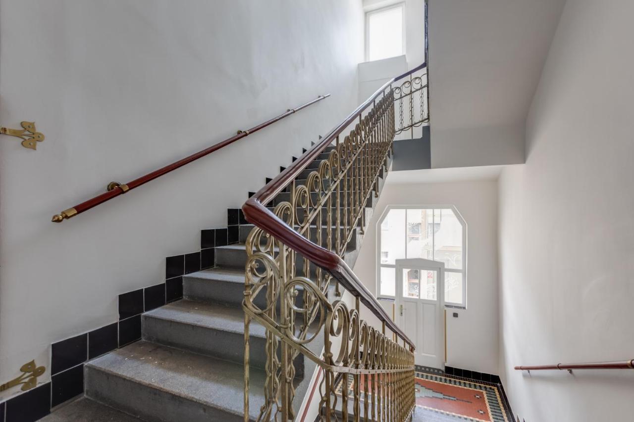 Luxury Riverside Apartments In The Center Of 프라하 외부 사진