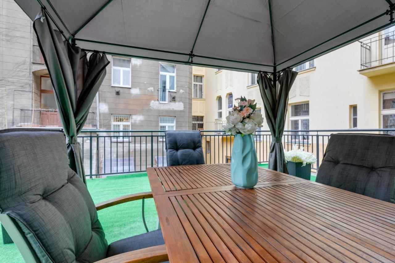 Luxury Riverside Apartments In The Center Of 프라하 외부 사진