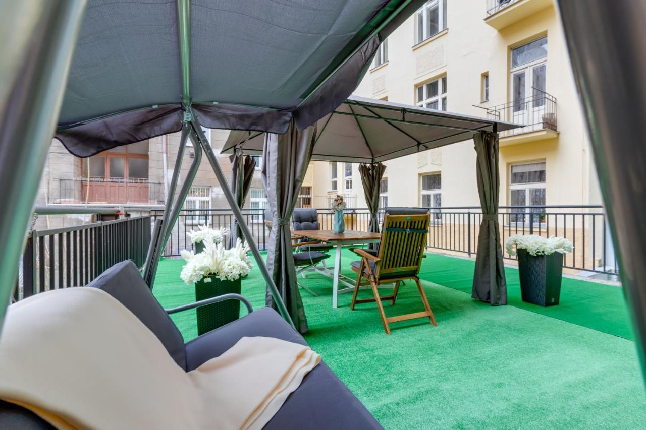 Luxury Riverside Apartments In The Center Of 프라하 외부 사진