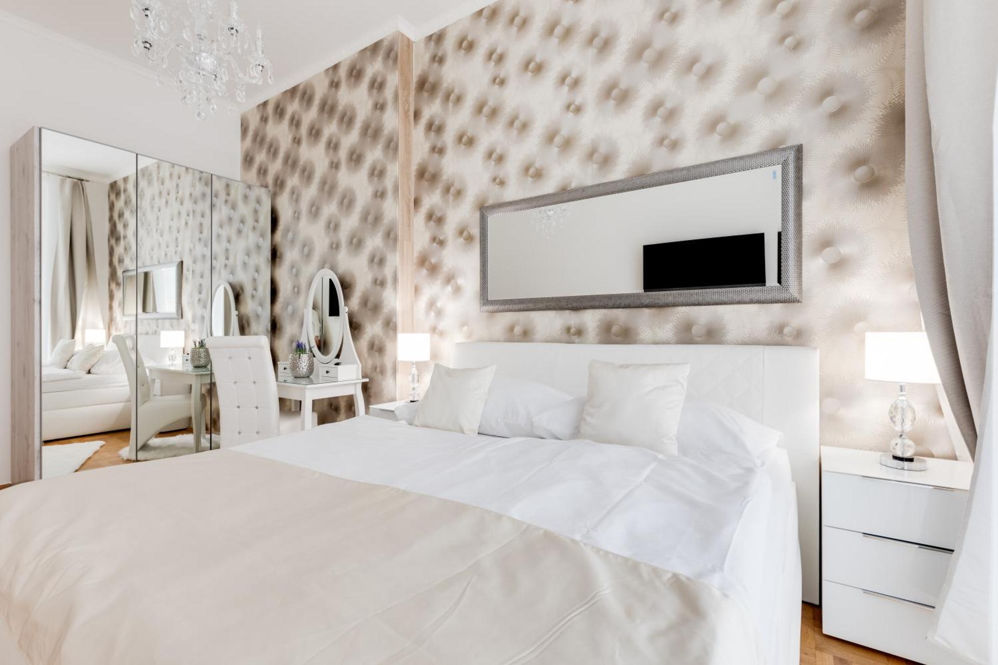 Luxury Riverside Apartments In The Center Of 프라하 외부 사진